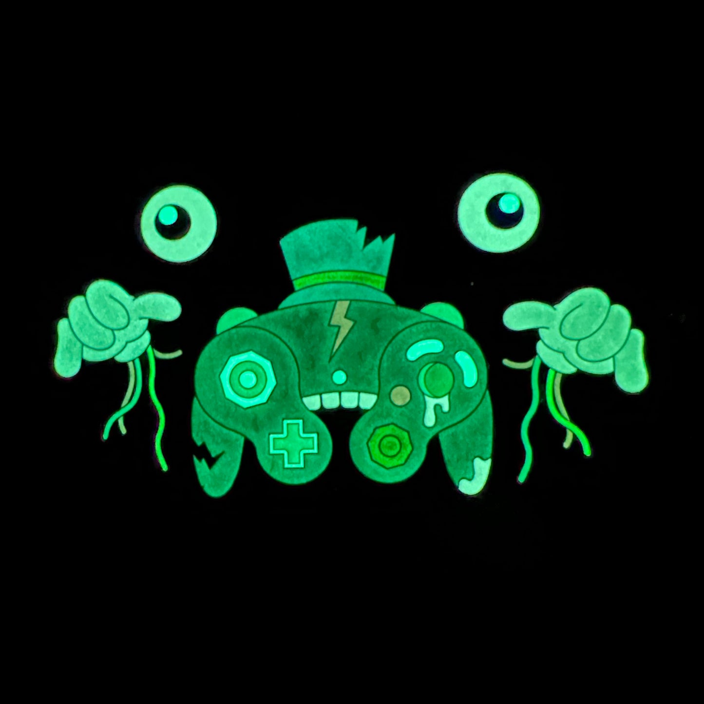 CONTROLLER BOSS 4” PIN (GLOW LE/50 RED LE/25)