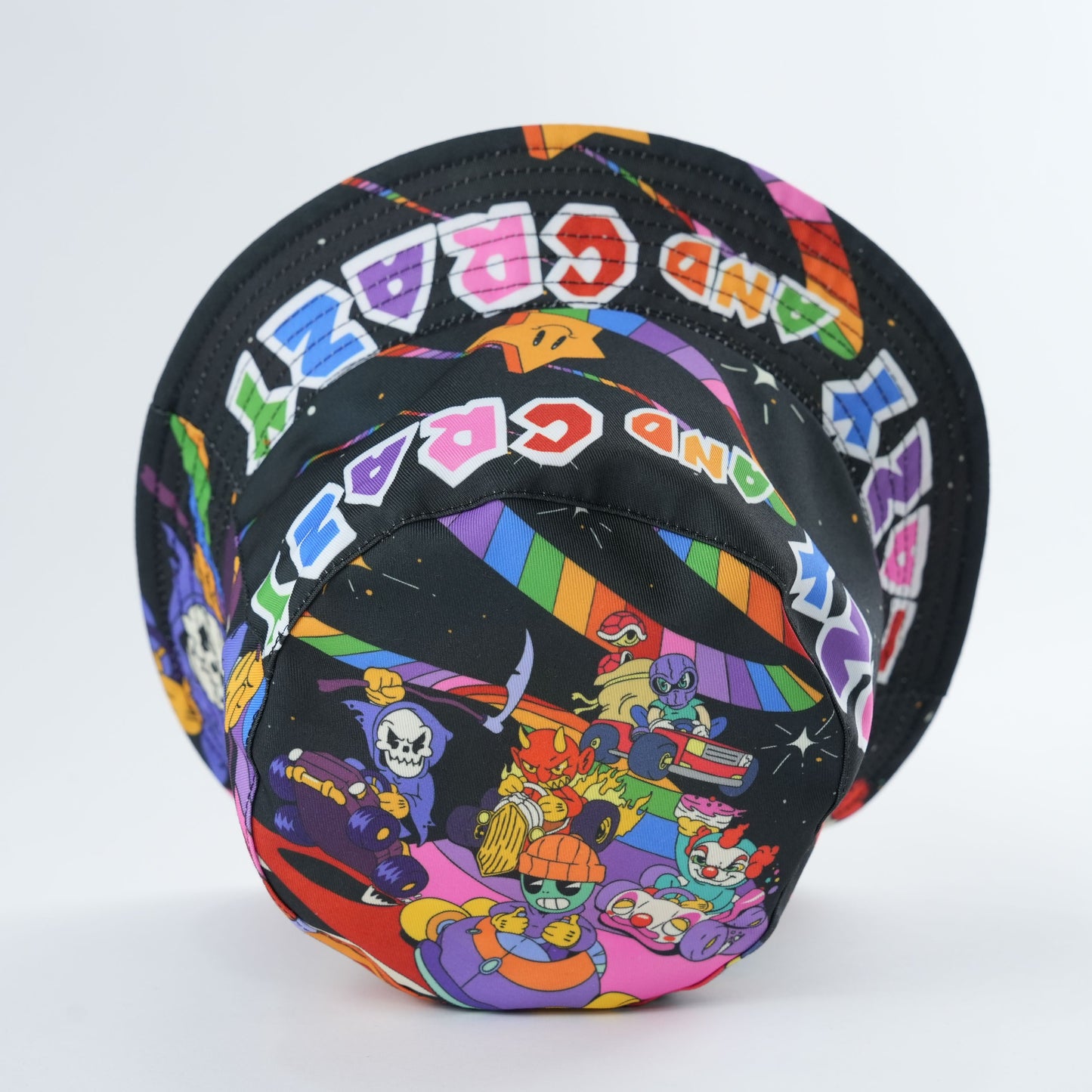 RAINBOW PARTY BUCKET HAT